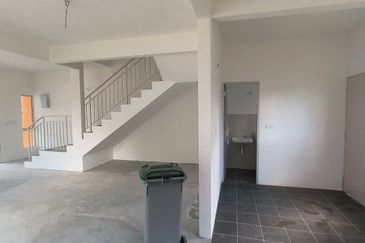 Taman Nebula Springhill Port Dickson For Rent