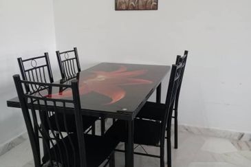 Straits View Condominium