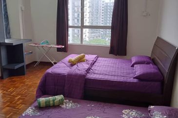 Straits View Condominium