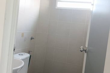 TAMAN BAYU INDERA, LUKUT