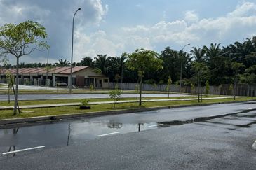 TAMAN BAYU INDERA, LUKUT