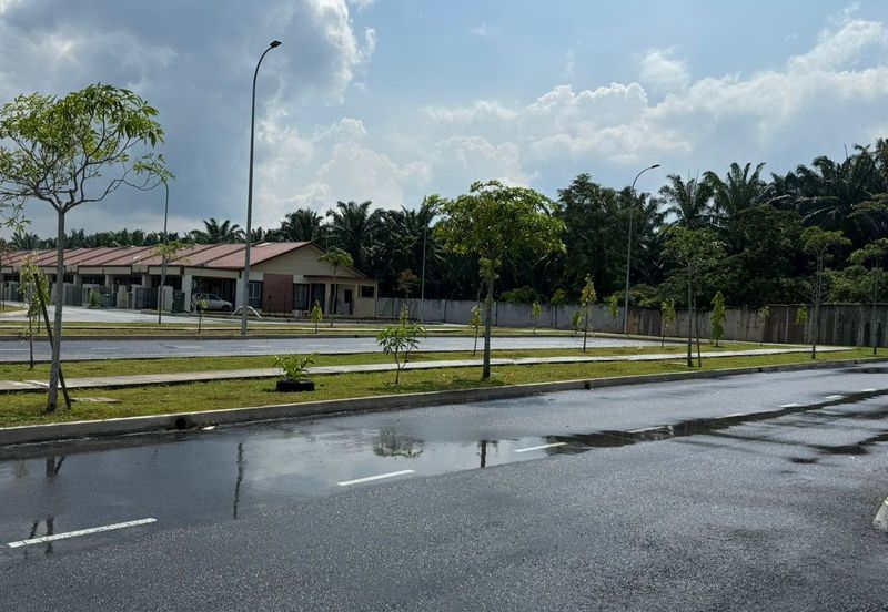 TAMAN BAYU INDERA, LUKUT