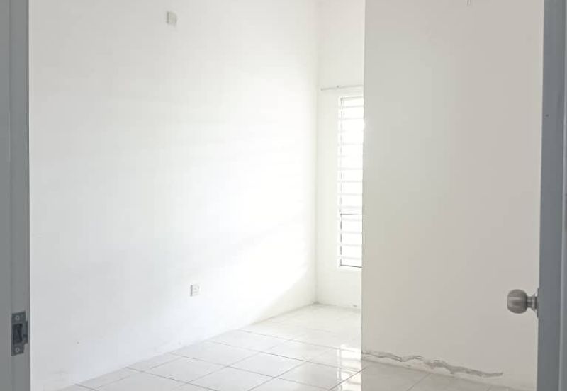 TAMAN BAYU INDERA, LUKUT