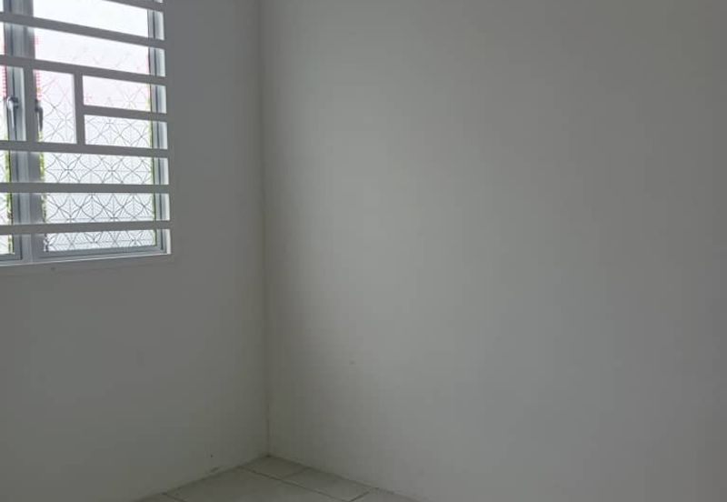 TAMAN BAYU INDERA, LUKUT