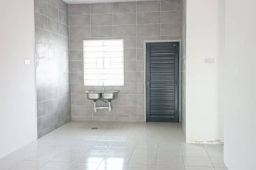 TAMAN BAYU INDERA, LUKUT