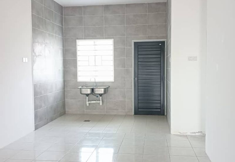 TAMAN BAYU INDERA, LUKUT