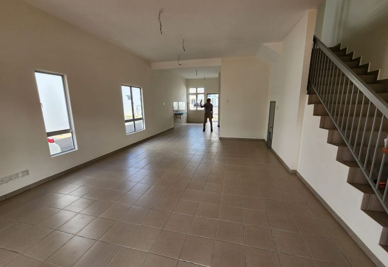 RESIDENSI PR1MA LUKUT PORT DICKSON