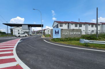 RESIDENSI PR1MA LUKUT PORT DICKSON