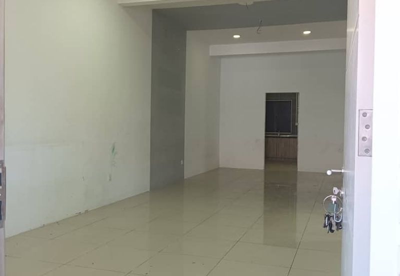 TAMAN BAYU INDERA, LUKUT