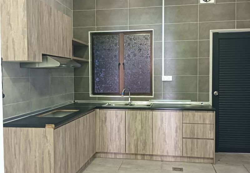 TAMAN BAYU INDERA, LUKUT