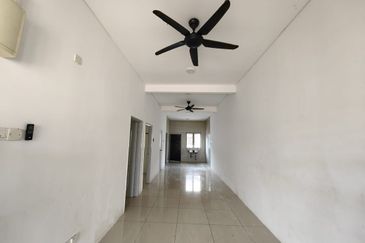 BASIC UNIT SINGLE STOREY, TAMAN BAYU INDERA LUKUT PORT DICKSON