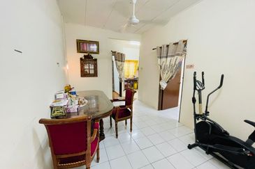 TAMAN INTAN PERDANA (PKN. TELUK KEMANG)