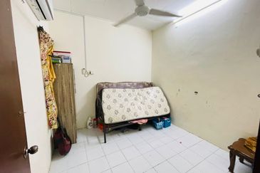 TAMAN INTAN PERDANA (PKN. TELUK KEMANG)