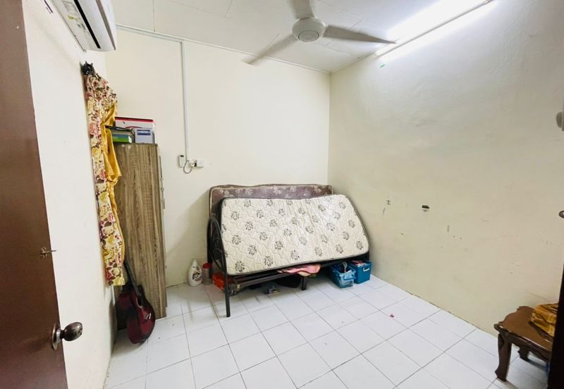 TAMAN INTAN PERDANA (PKN. TELUK KEMANG)