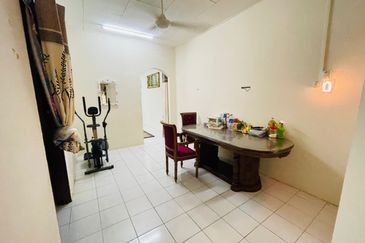 TAMAN INTAN PERDANA (PKN. TELUK KEMANG)