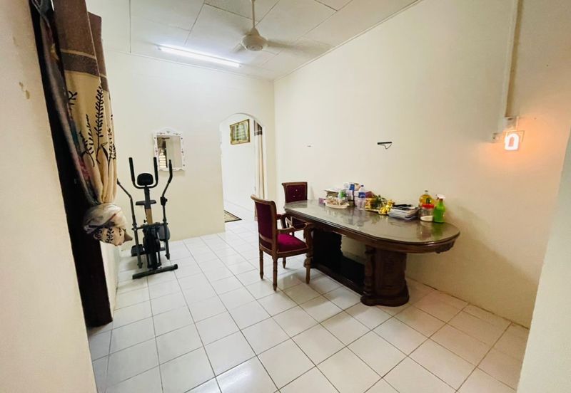 TAMAN INTAN PERDANA (PKN. TELUK KEMANG)