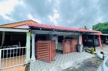 TAMAN INTAN PERDANA (PKN. TELUK KEMANG)