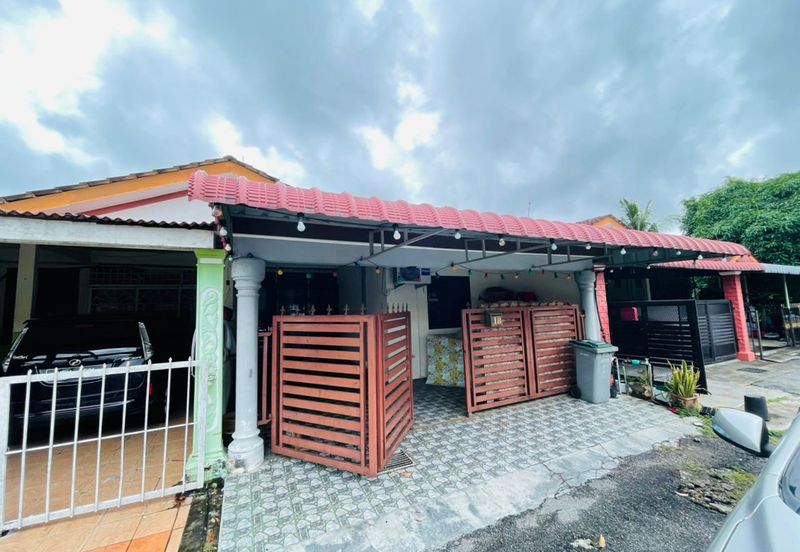 TAMAN INTAN PERDANA (PKN. TELUK KEMANG)