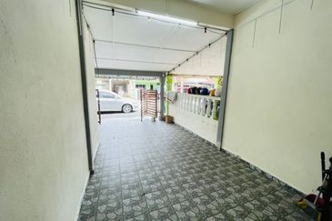 TAMAN INTAN PERDANA (PKN. TELUK KEMANG)