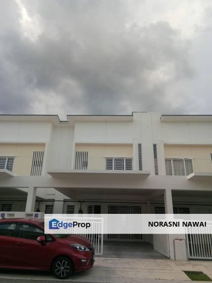 PARTIALLY FURNISHED DOUBLE STOREY TERRACE-SURIAMAN 3 SENDAYAN, BANDAR SRI SENDAYAN, Negeri Sembilan, Seremban