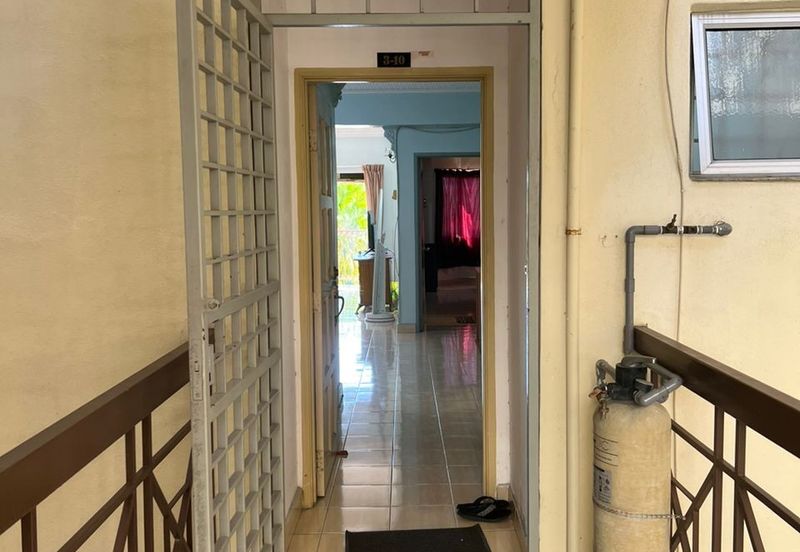 KONDOMINIUM TASIK MEWAH