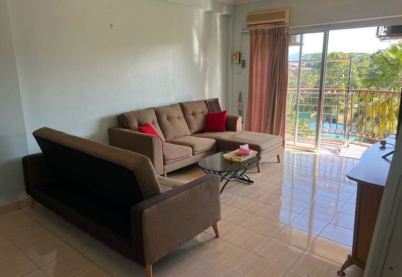 KONDOMINIUM TASIK MEWAH