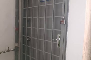 BELOW MARKET VALUE - APARTMENT TAMAN MEWAH, ALOR GAJAH MELAKA