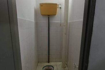 BELOW MARKET VALUE - APARTMENT TAMAN MEWAH, ALOR GAJAH MELAKA