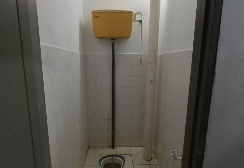 BELOW MARKET VALUE - APARTMENT TAMAN MEWAH, ALOR GAJAH MELAKA