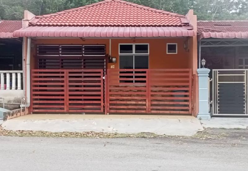 TAMAN IMPIAN JAYA (GEMENCHEH)