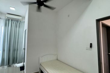 Residence 7, Bandar Springhill