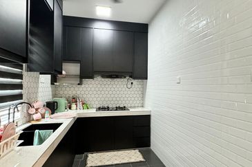 Residence 7, Bandar Springhill