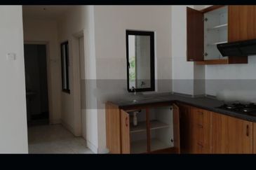 ADMIRAL MARINA CRESENT