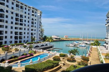 ADMIRAL MARINA CRESENT