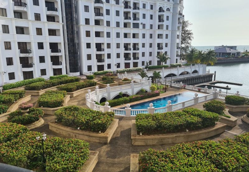 ADMIRAL MARINA CRESENT