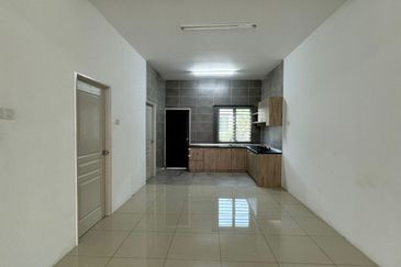 TAMAN BAYU INDERA, LUKUT