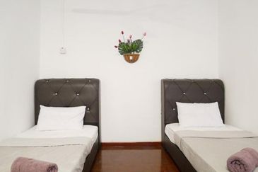 Bayview Villas Condominium