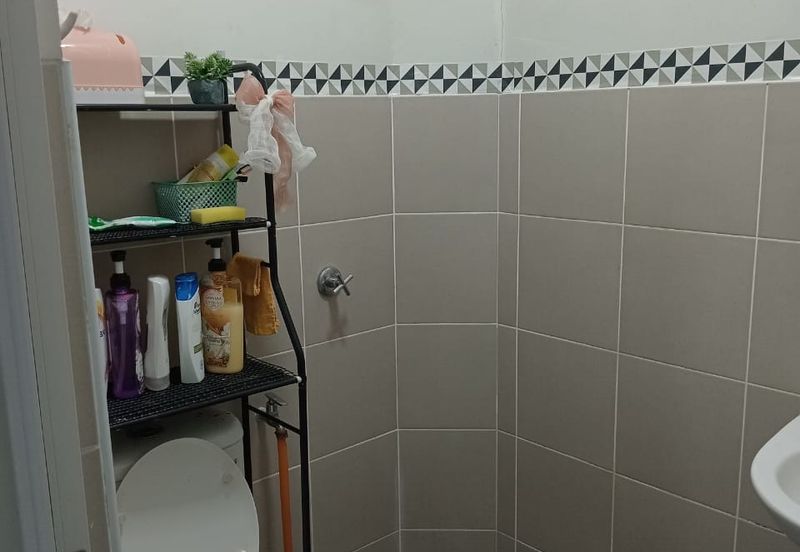 TAMAN BAYU INDERA, LUKUT