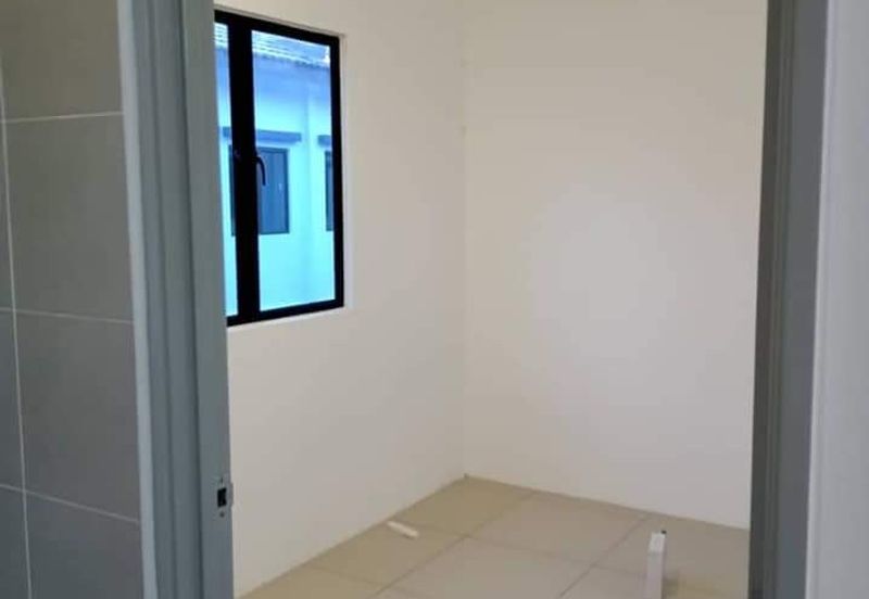 TAMAN BAYU INDERA, LUKUT