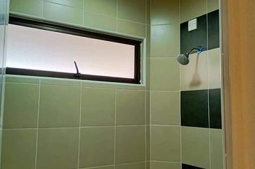 TAMAN BAYU INDERA, LUKUT