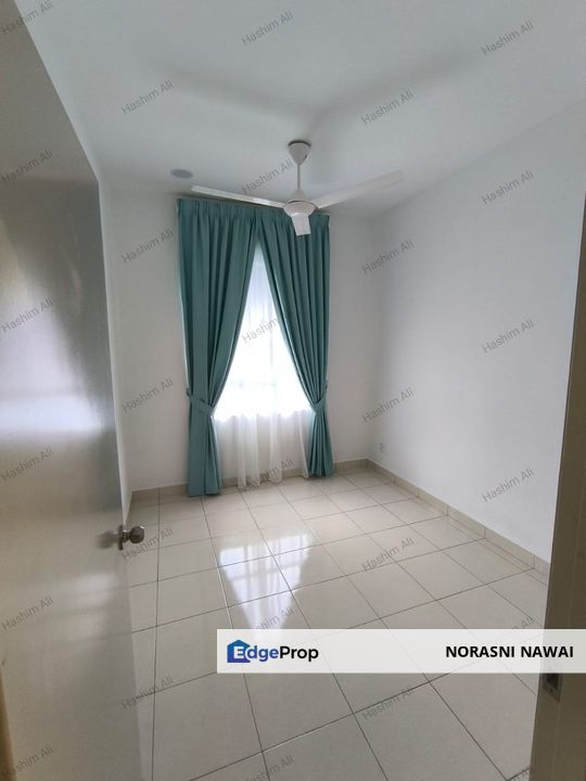 SAFIRA APARTMENT SEREMBAN 2 - PARTIALLY FURNISHED, Negeri Sembilan, Seremban