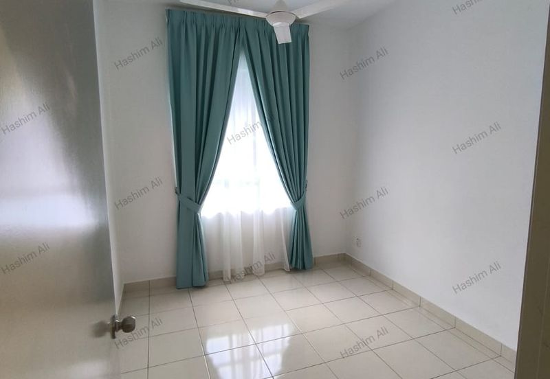 Safira Apartment, Seremban 2