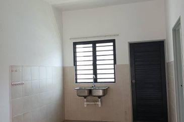 TAMAN BAYU INDERA, LUKUT