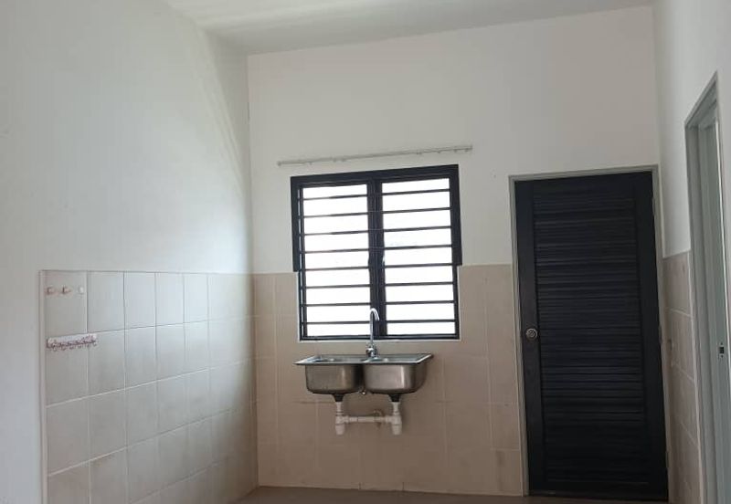 TAMAN BAYU INDERA, LUKUT