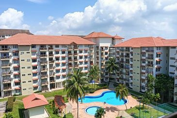 Laguna Condominium Resort