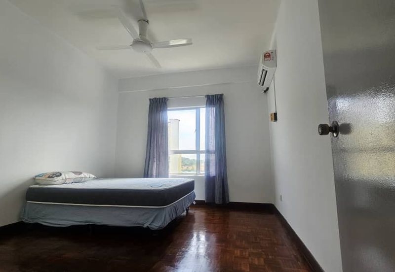 Laguna Condominium Resort