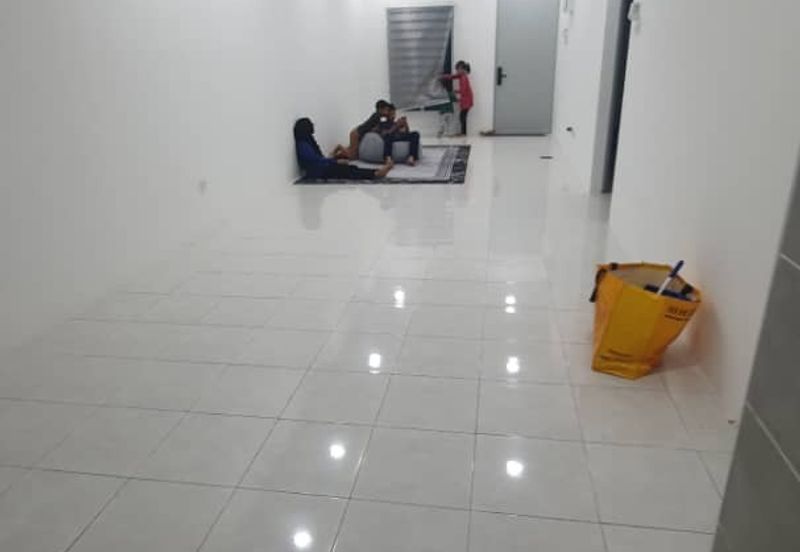 TAMAN BAYU INDERA, LUKUT