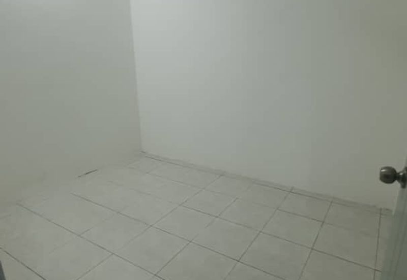 TAMAN BAYU INDERA, LUKUT