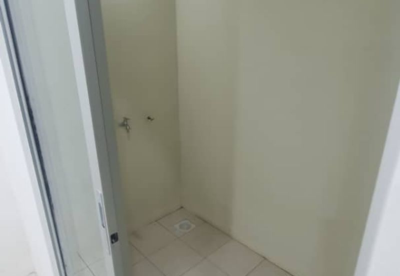 TAMAN BAYU INDERA, LUKUT