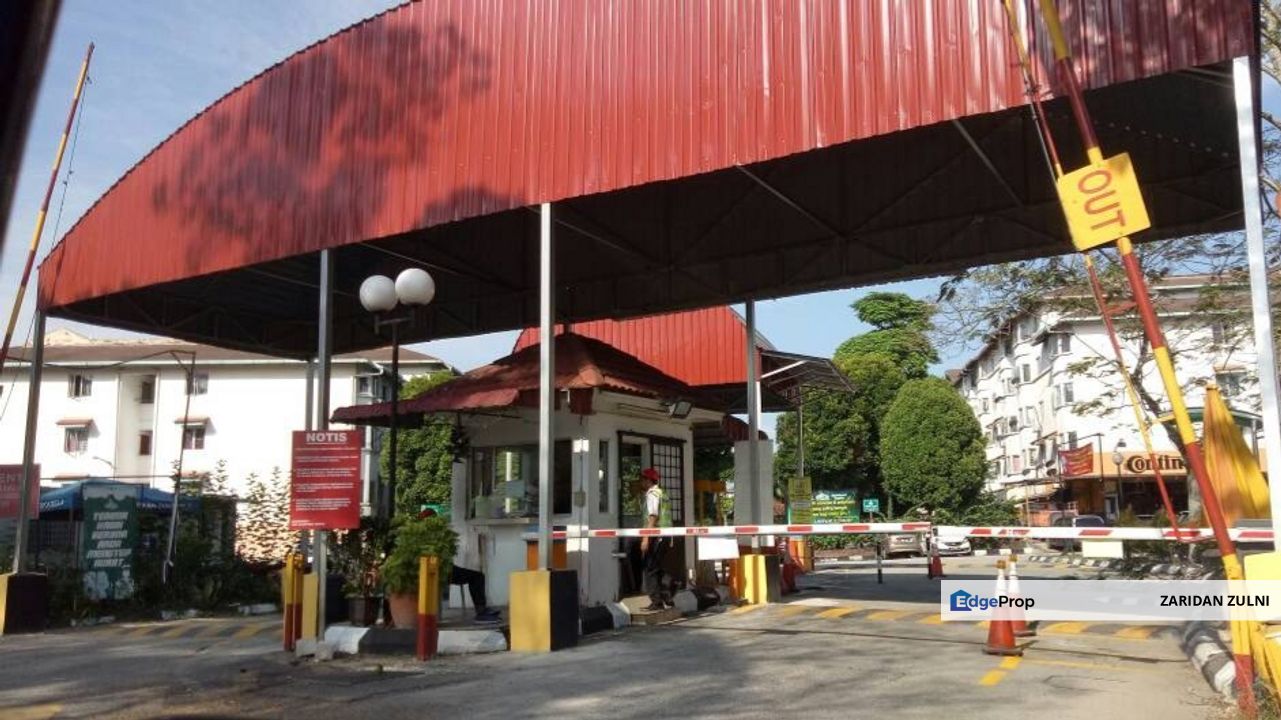 Impian Apartment, Affordable medium cost apartment Top Floor @ Damansara Damai , Selangor, Damansara Damai